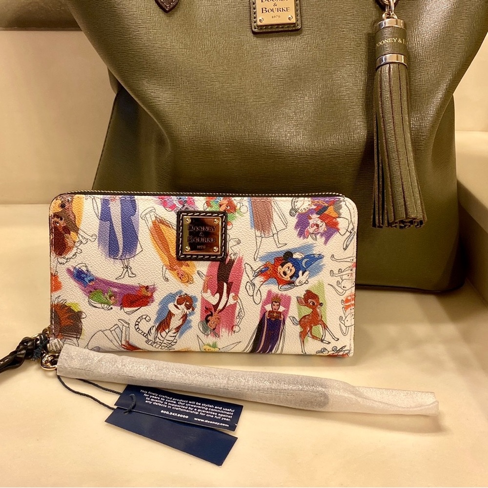 Dooney & Bourke Disney “Ink ‘n Paint” Wallet / Wristlet